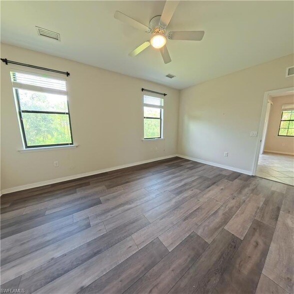 Building Photo - 3772 Pino Vista Way