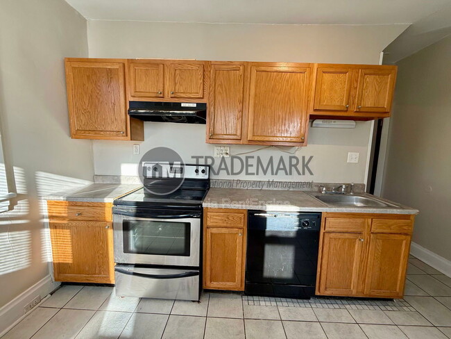 Primary Photo - 2246 N 4th St