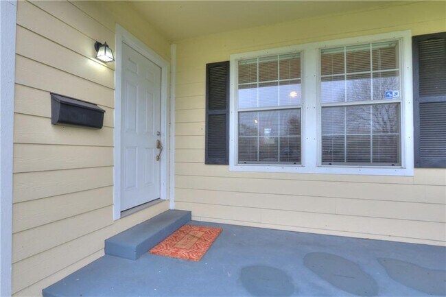 Building Photo - 3538 Austin St