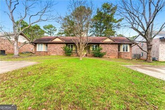 Building Photo - 2130 Fieldstone View Ct SE