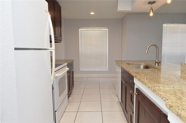 Building Photo - 8709 Fancy Finch Dr