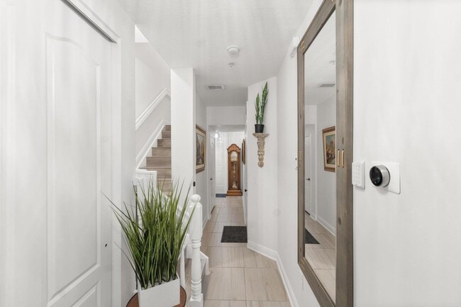 Building Photo - 3643 NW 5th Terrace