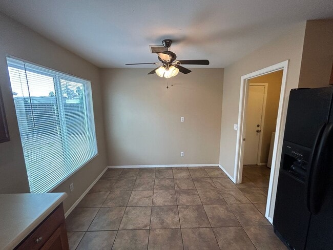 Building Photo - 6934 W Brown St