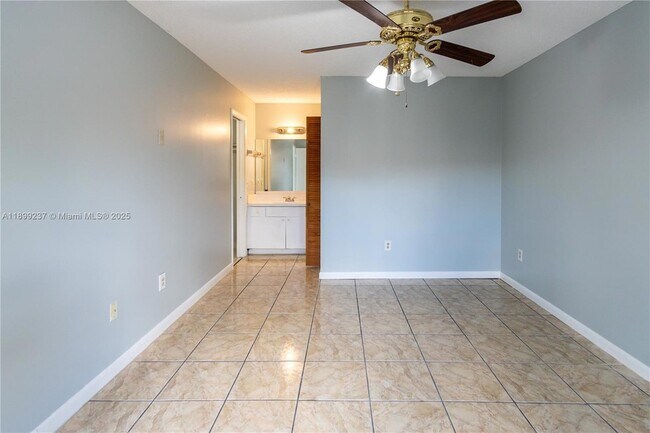 Building Photo - 14913 SW 104th St