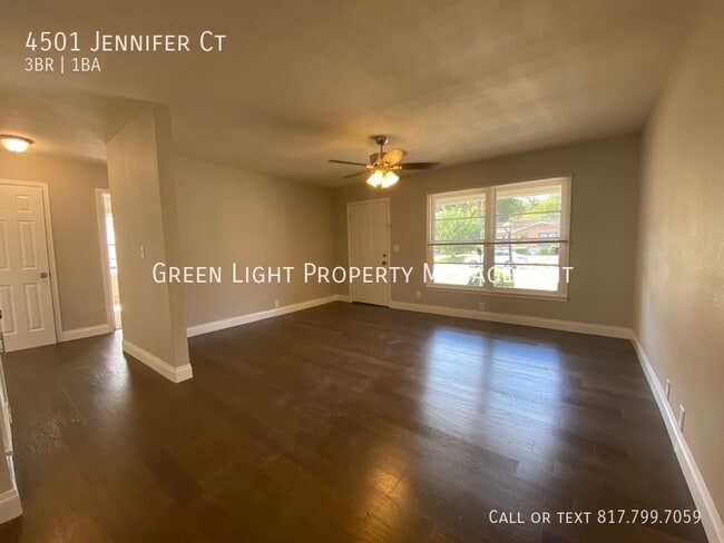 Building Photo - 4501 Jennifer Ct