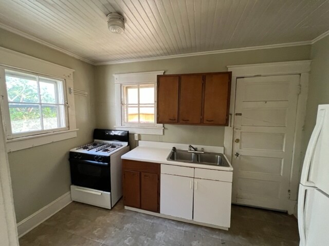 Building Photo - 124 Tate St