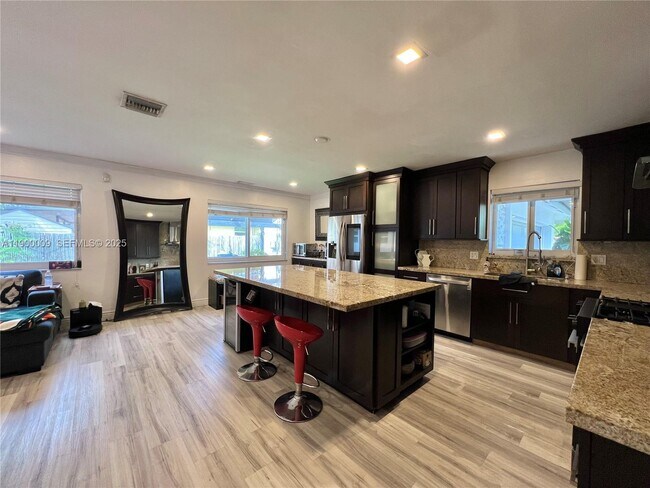 Building Photo - 10220 SW 160th St