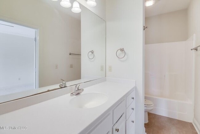 Building Photo - 908 Jefferson Dr