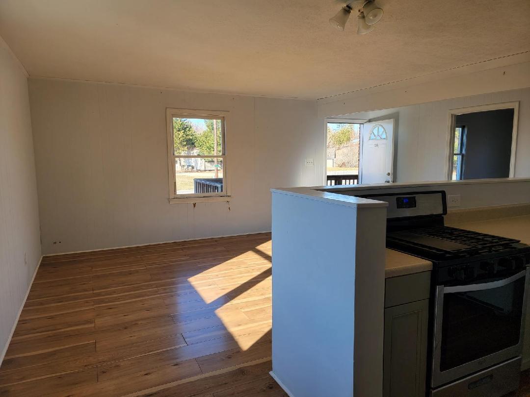 Building Photo - 75 Staghorn Ct