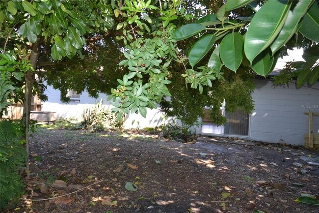 Building Photo - 2143 Chatlin Rd