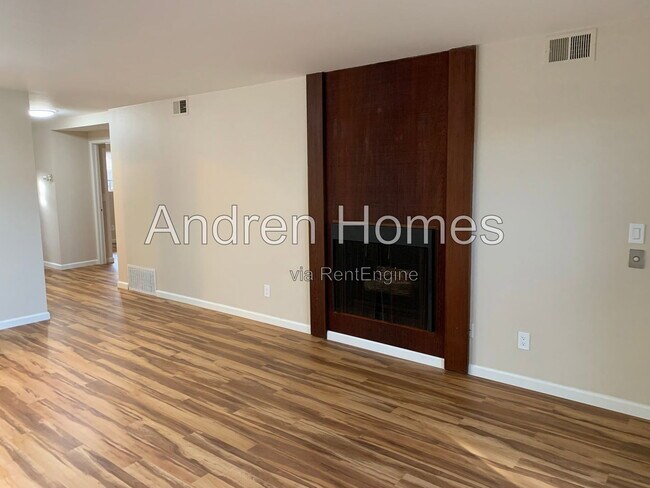 Building Photo - 150 Sea Ridge Ct