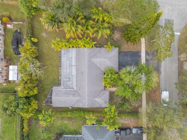 Building Photo - 781 NW 66th Ave