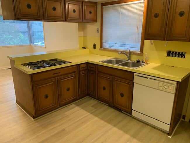 Building Photo - Ravenna House