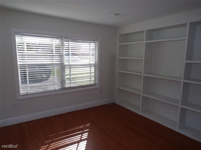 Building Photo - 4 br, 2 bath House - 5641 Freedom St 1