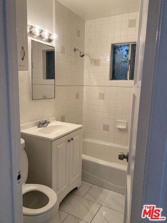 Building Photo - 10438 Santa Monica Blvd