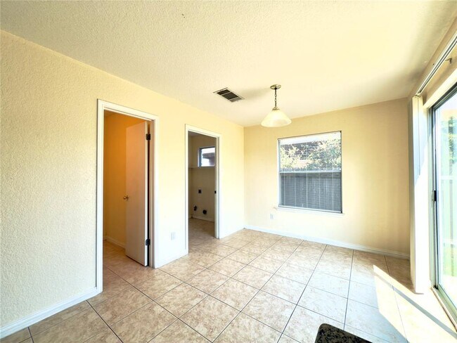 Building Photo - 17125 Dashwood Creek Dr