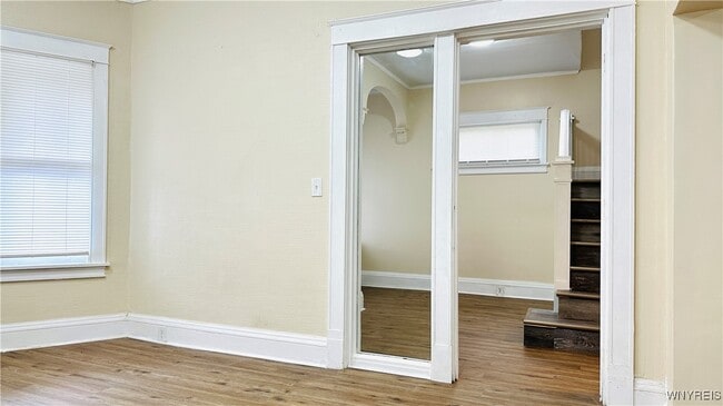 Building Photo - 701 Cedar Ave