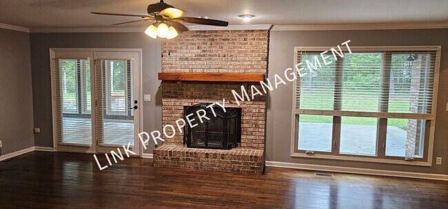 Building Photo - 7701 Elizabeth Way Dr