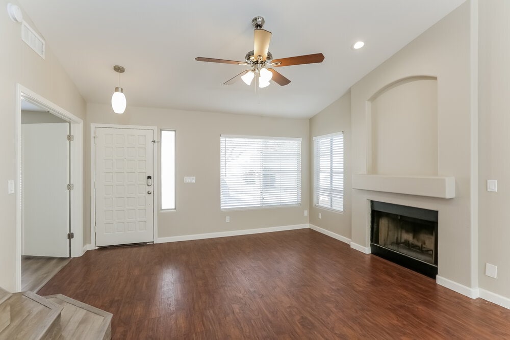 Building Photo - 7045 N 28th Ave