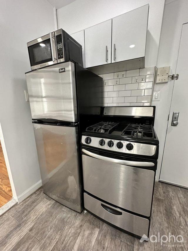 Building Photo - 1 bedroom in New York NY 10029