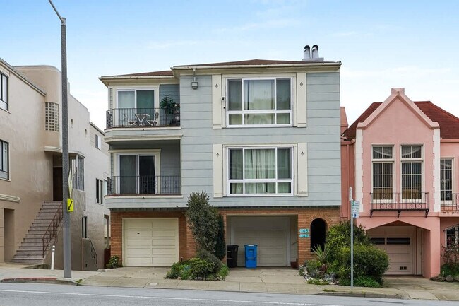 Building Photo - 145-147-147 Stanyan St