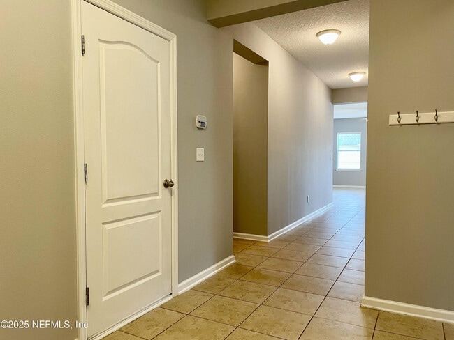 Building Photo - 1341 Camp Ridge Ln