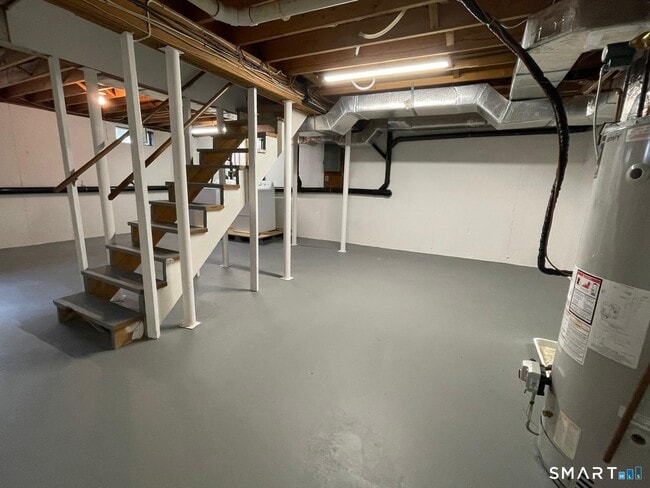 Building Photo - 54 Ivy Ln