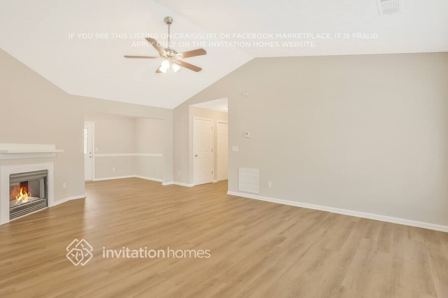 Building Photo - 149 Pin Oak Trail