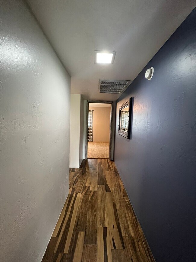 Building Photo - 1108 Nord Ave