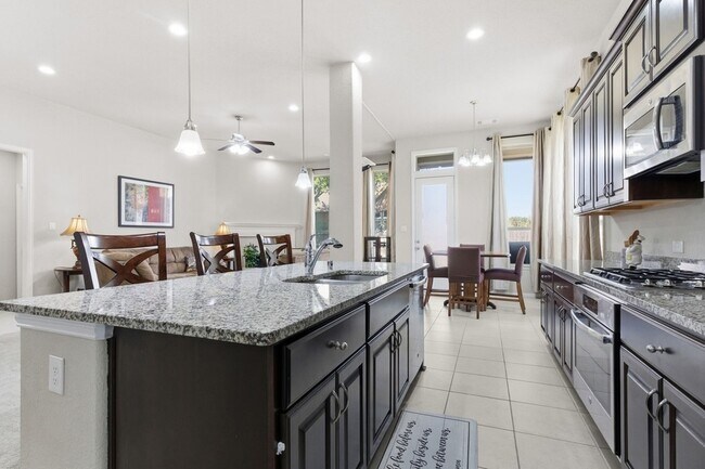 Building Photo - 17014 Wellinghoff Ct