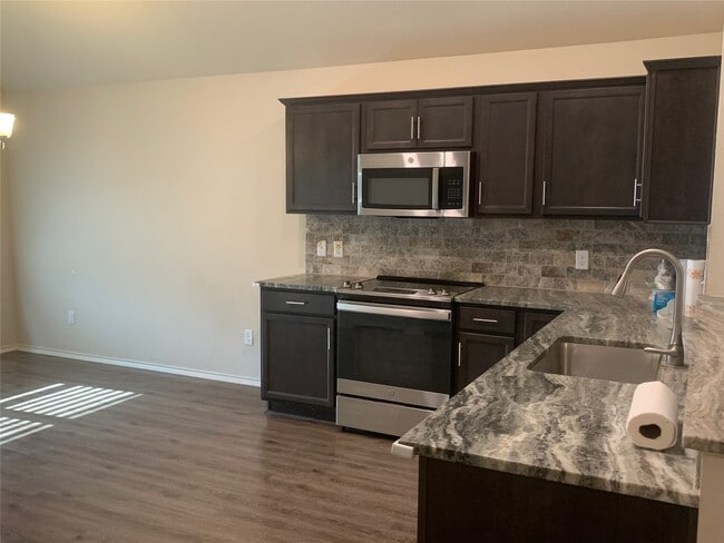 Building Photo - 108 Dove Landing Ct