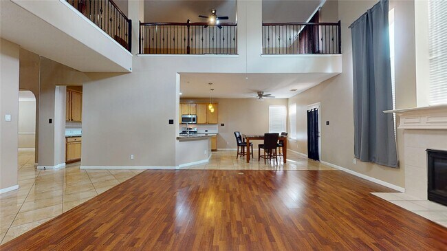 Building Photo - 21050 Florette Ln