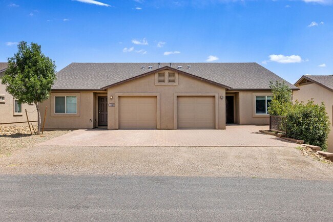 Building Photo - 4441 N Miner Rd