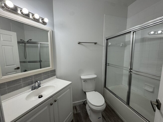 Building Photo - 9975 Perfect Dr