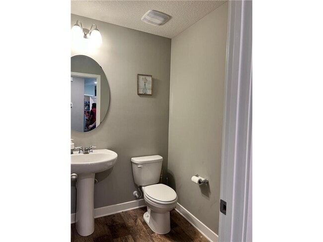 Building Photo - 20665 Gosford Way