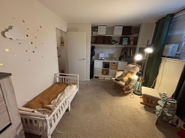 Building Photo - 304 Regency Park Dr