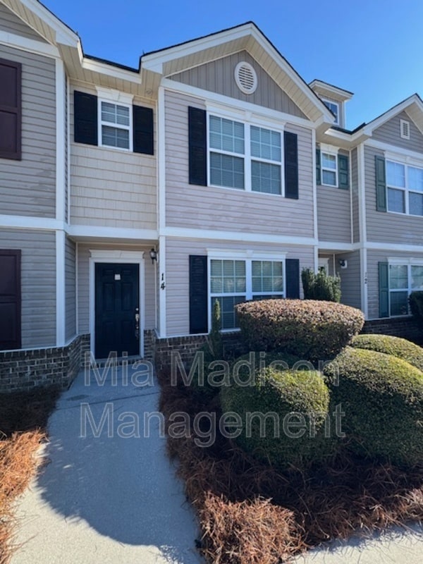 Building Photo - 14 Winter Lake Cir