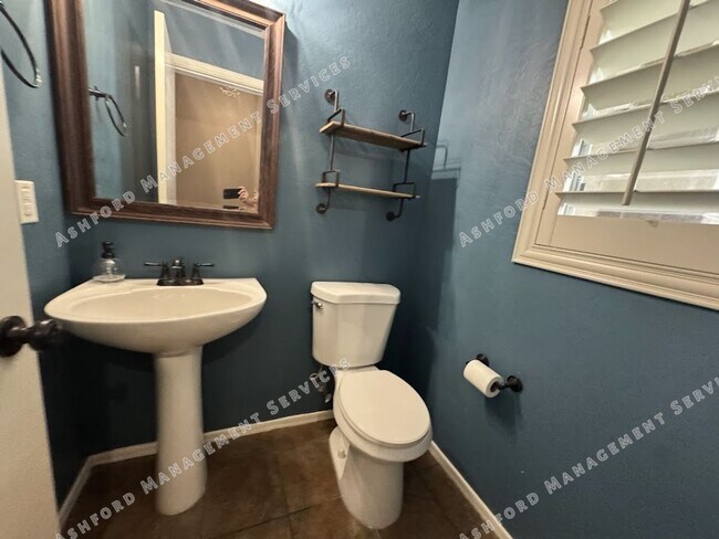 Building Photo - Beautiful 3 Bed + Loft Home in North Phoen...