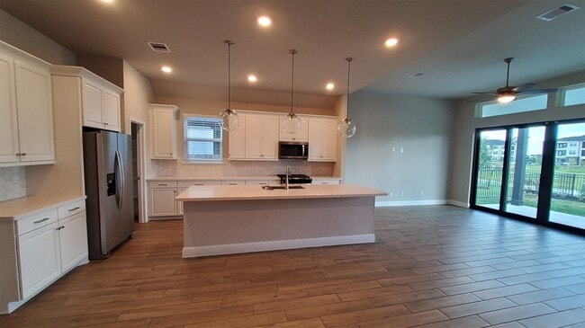 Building Photo - 2106 Grapewood Ln