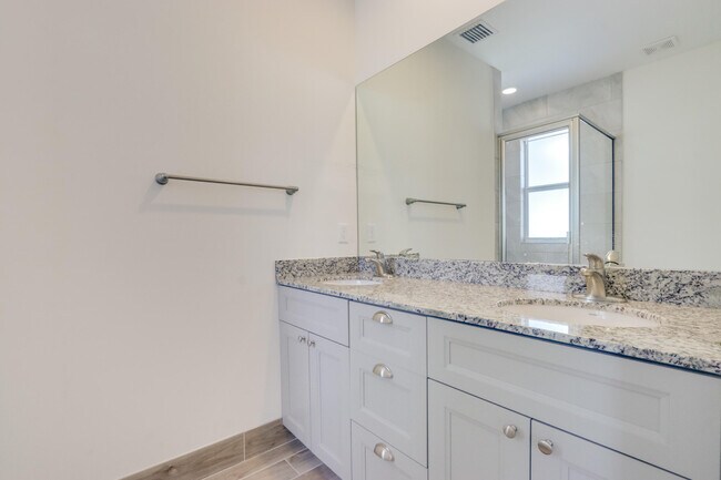 Building Photo - 101 Osprey Cir