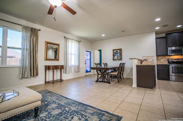 Building Photo - 7715 Watersedge Cove