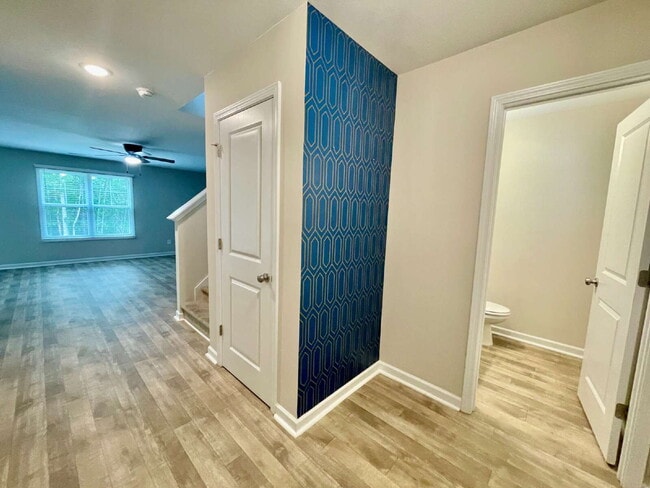 Building Photo - 3-Bedroom Retreat With 2.5 Baths In Fayett...