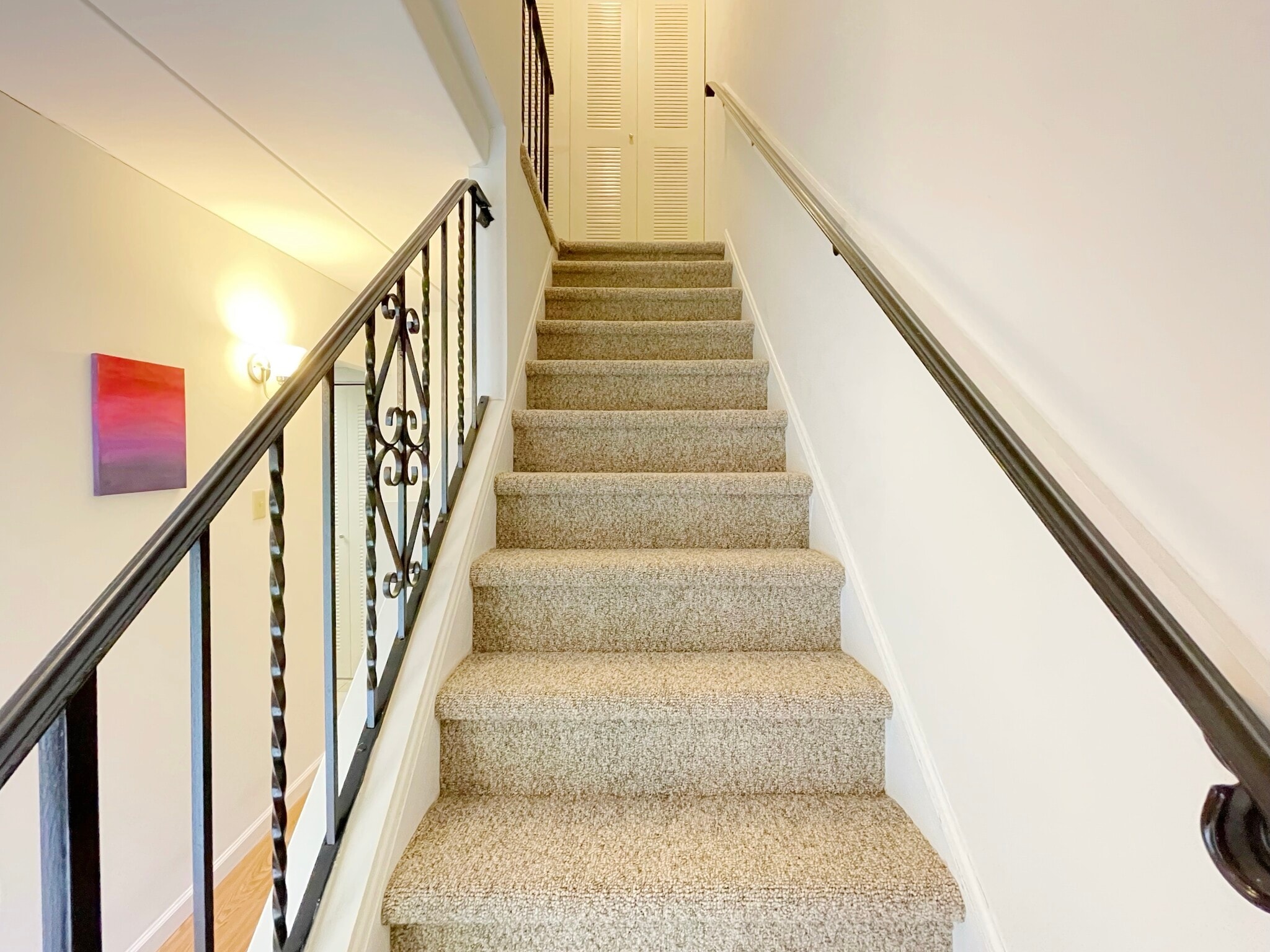 Building Photo - 206 Village Walk