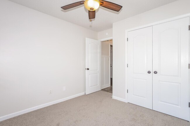 Building Photo - 1080 Cross Wood Ln