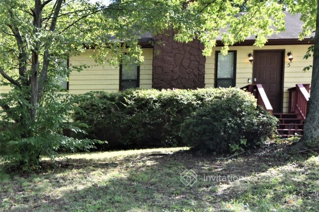 Primary Photo - 5 Abelia Ct