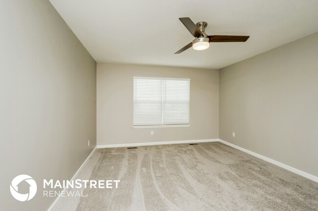 Building Photo - 2056 N Sarah Dr