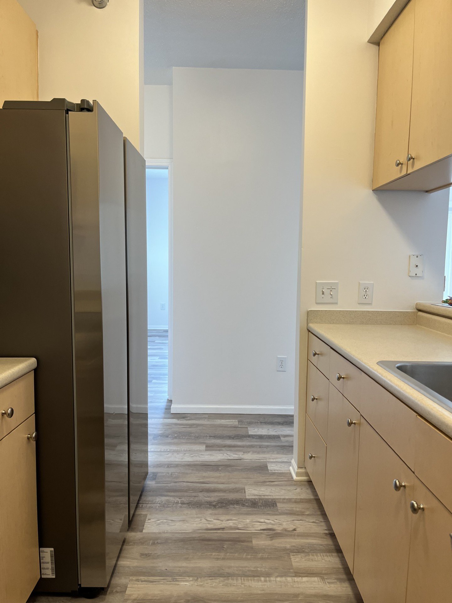 Building Photo - 2323 E Porter Ave