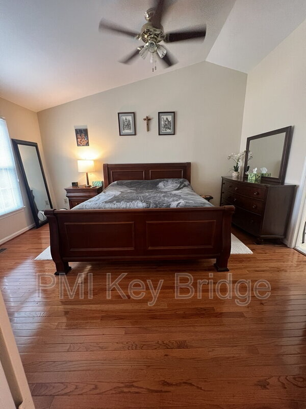 Building Photo - 7427 Salford Ct