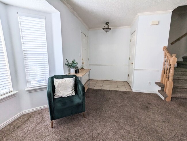 Building Photo - Provo Townhouse