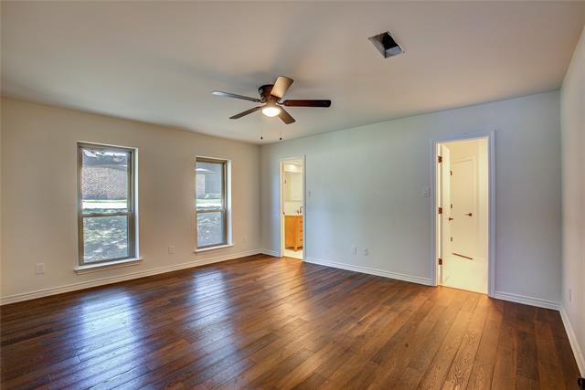 Building Photo - 307 Oakmont Dr